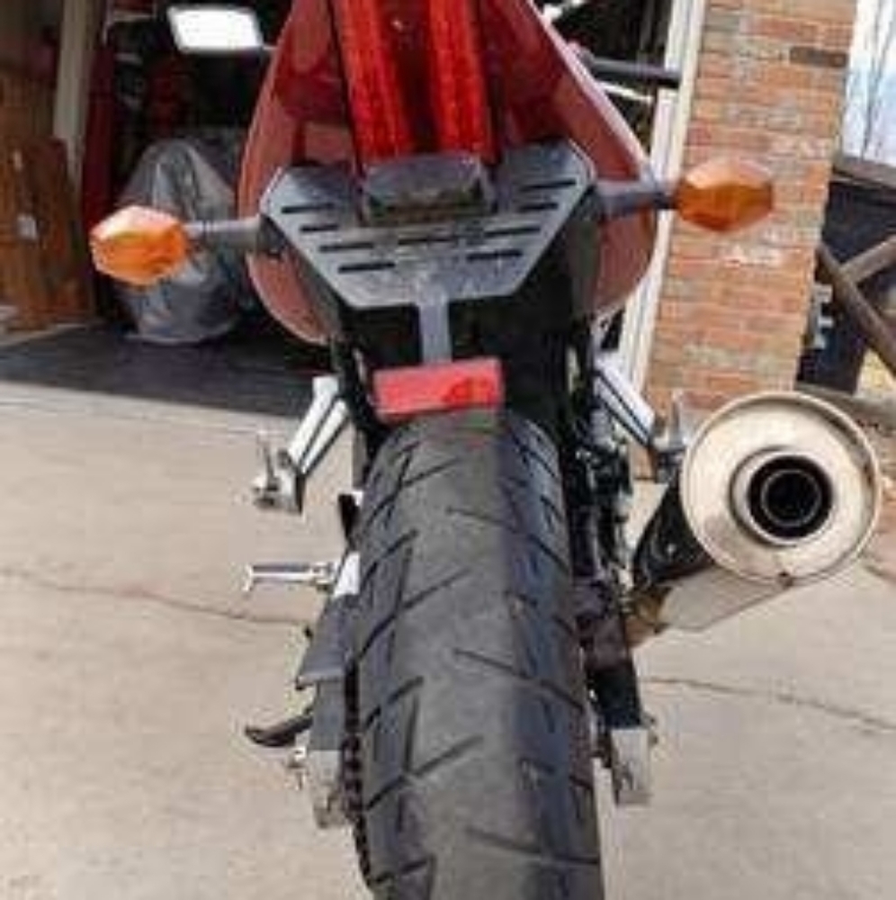 Suzuki sv650 - Picture 2 of 7